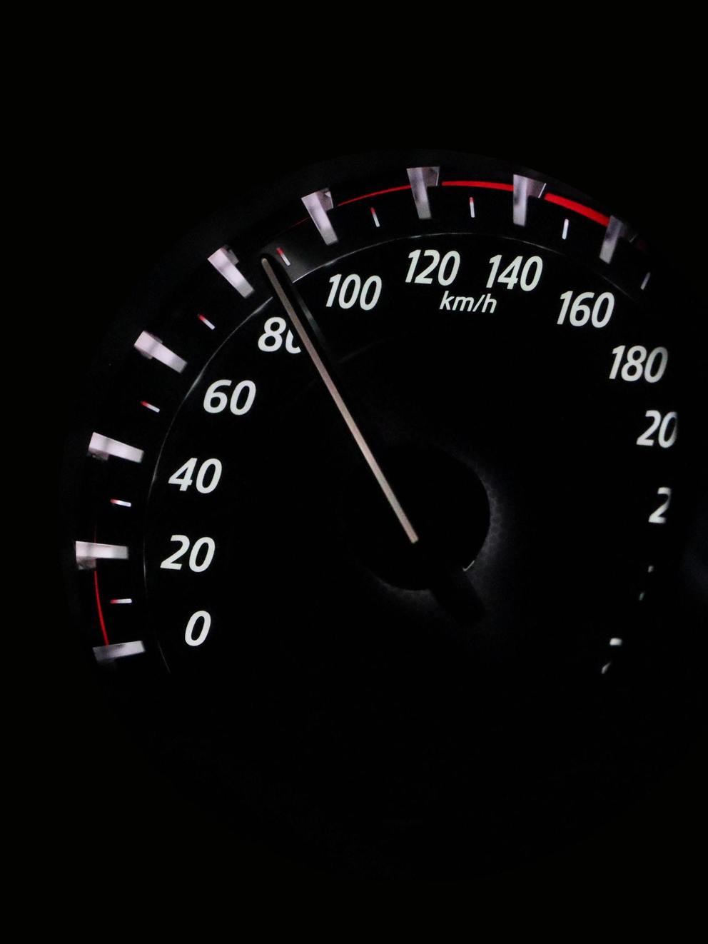 Compteur-vitesse-voiture-speedtest